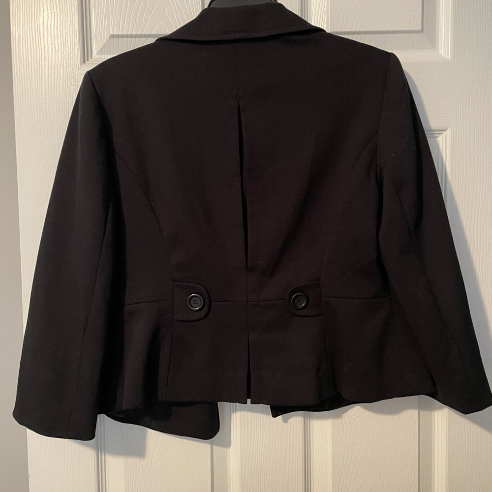 Blazer - Picture 2 of 2